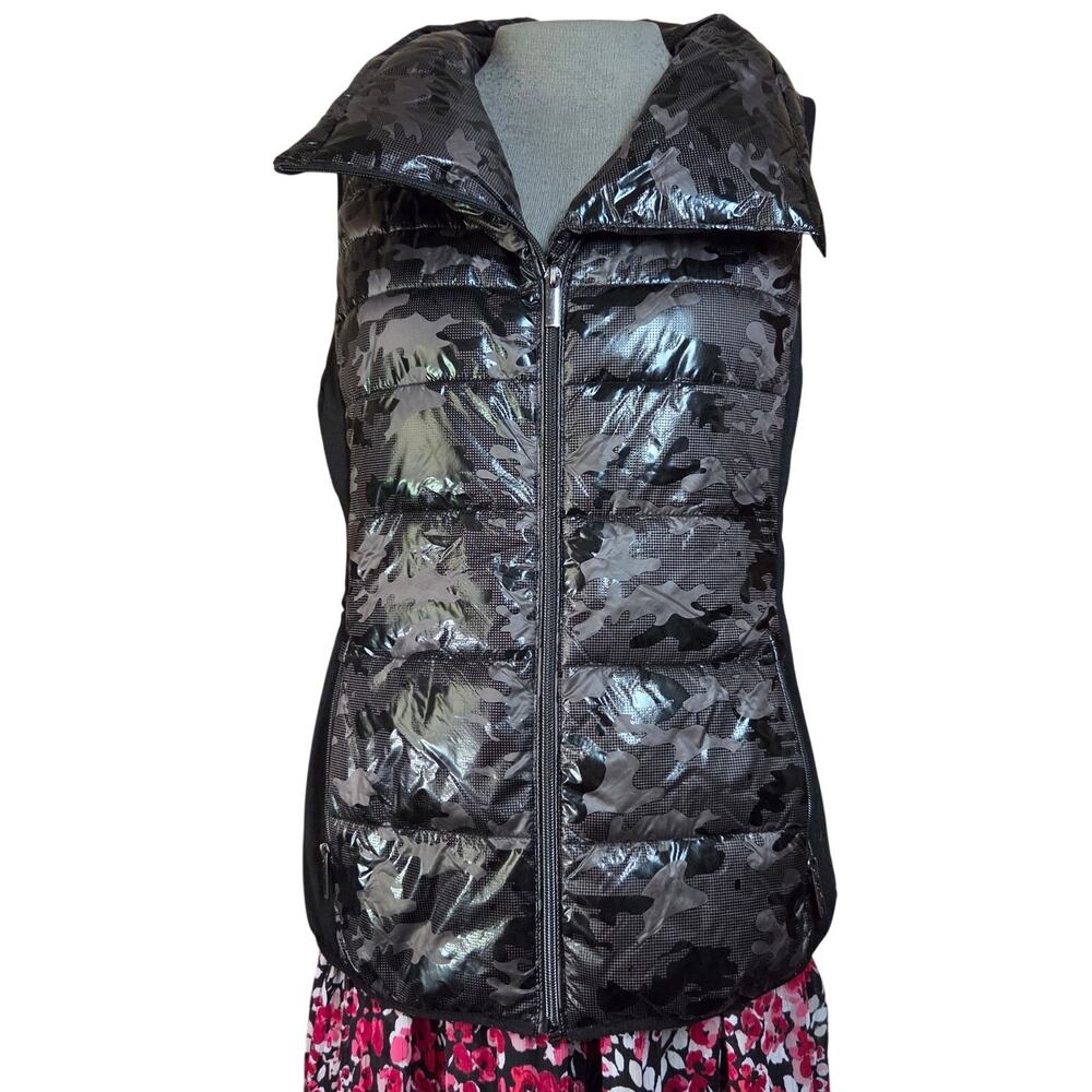 Calvin Klein Performacn Full ZIP Black Camo Puffer Vest Size Small